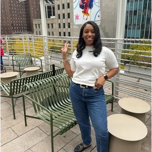 Meet your Posher, Taisha